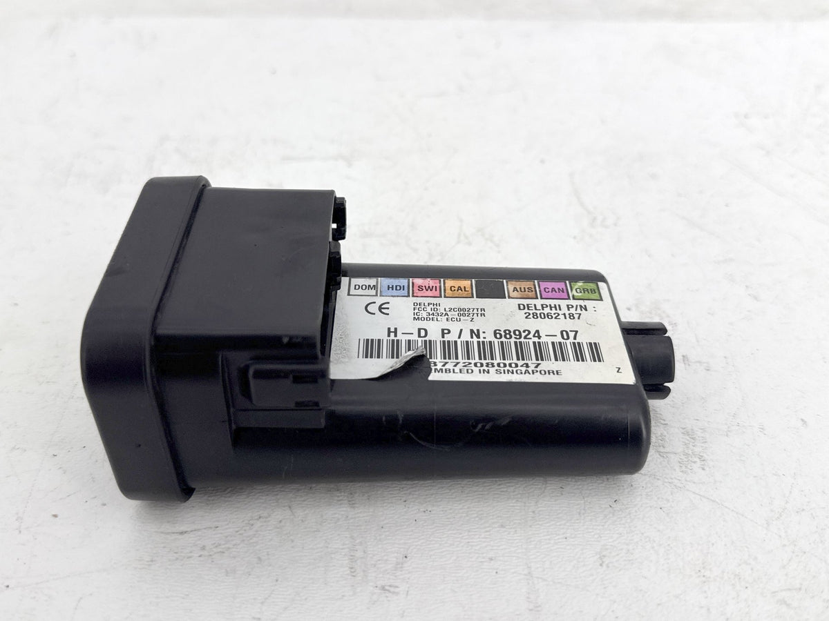 2013 Harley Street Glide Touring FLHX OEM Turn Signal Security Module TSSM