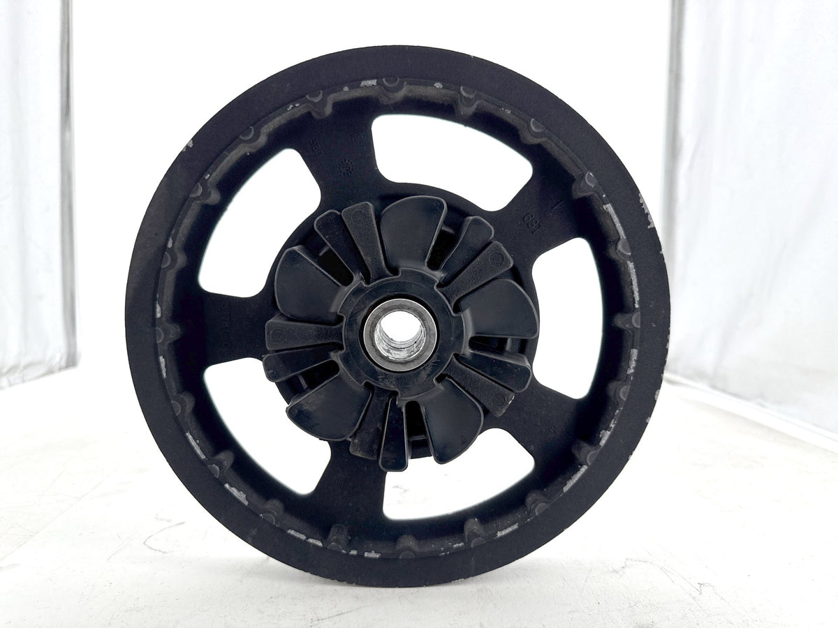 2013 Harley Street Glide Touring FLHX OEM Rear Driver Pulley Sprocket 68T 1"