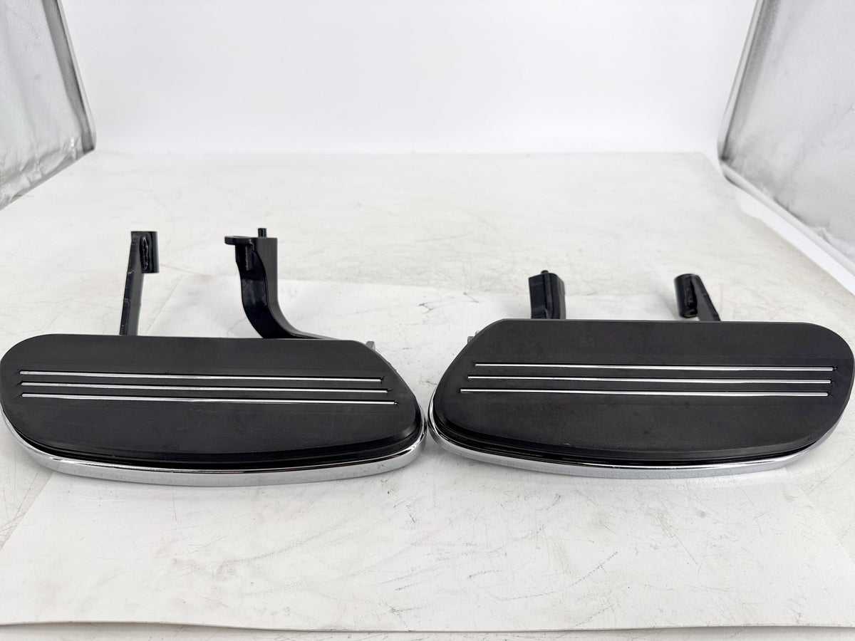 2013 Harley Street Glide Touring FLHX OEM Left Right Driver Floorboard Foot Rest