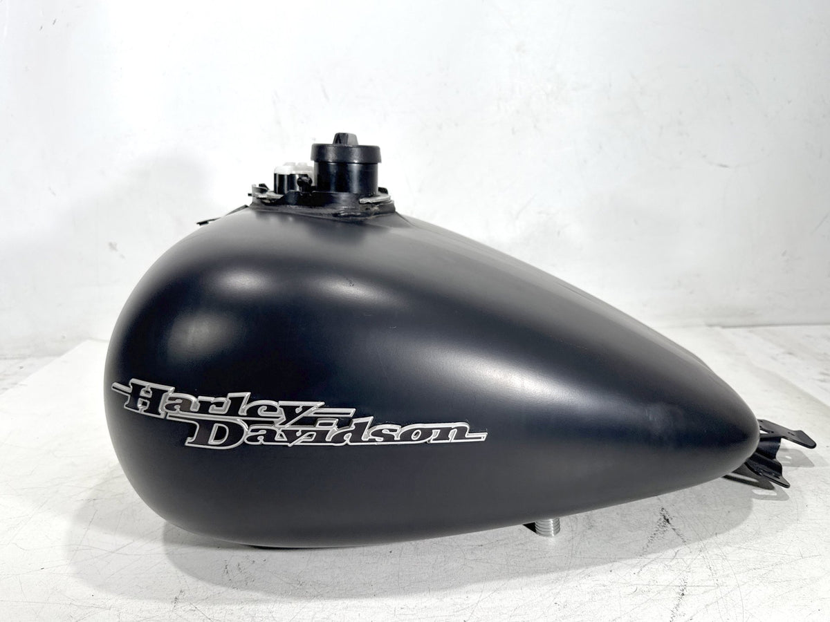 2013 Harley Street Glide Touring FLHX OEM Fuel Gas Tank Gasoline Reservoir