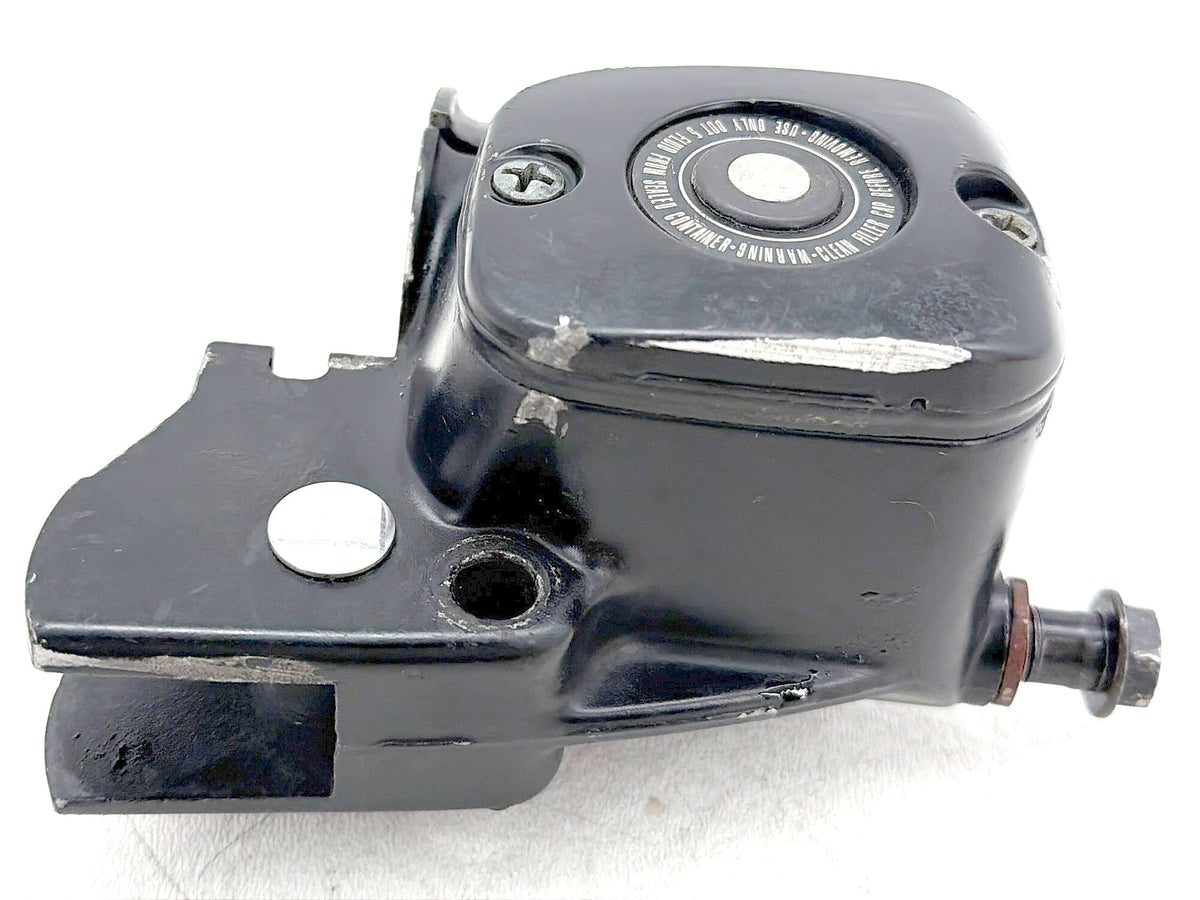 01 Harley Fat Boy Softail OEM Front Brake Master Cylinder Reservoir SCRATCHED
