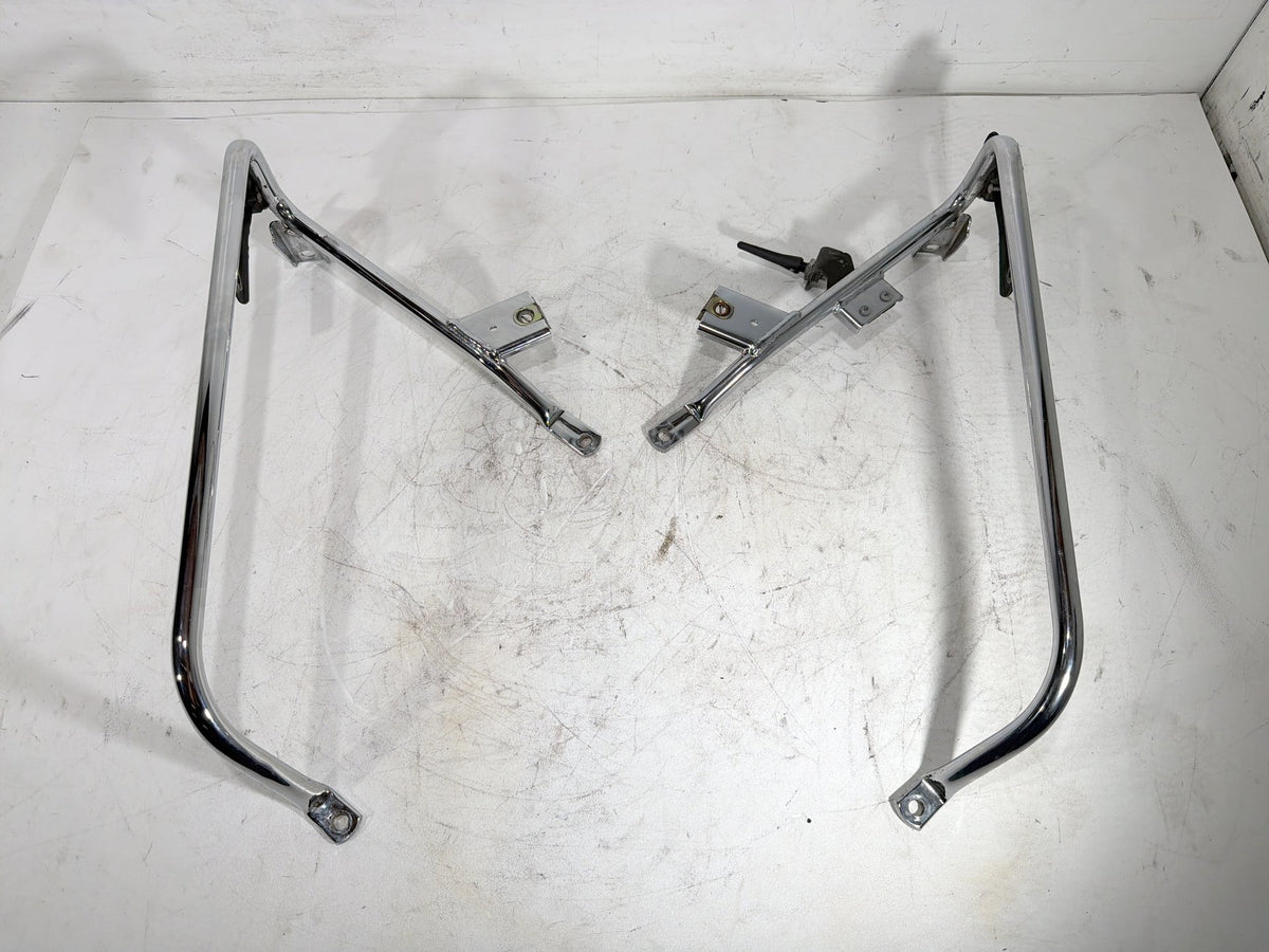 2009 Harley Street Glide Touring OEM Rear Left Right Saddlebag Guard Rails Bar