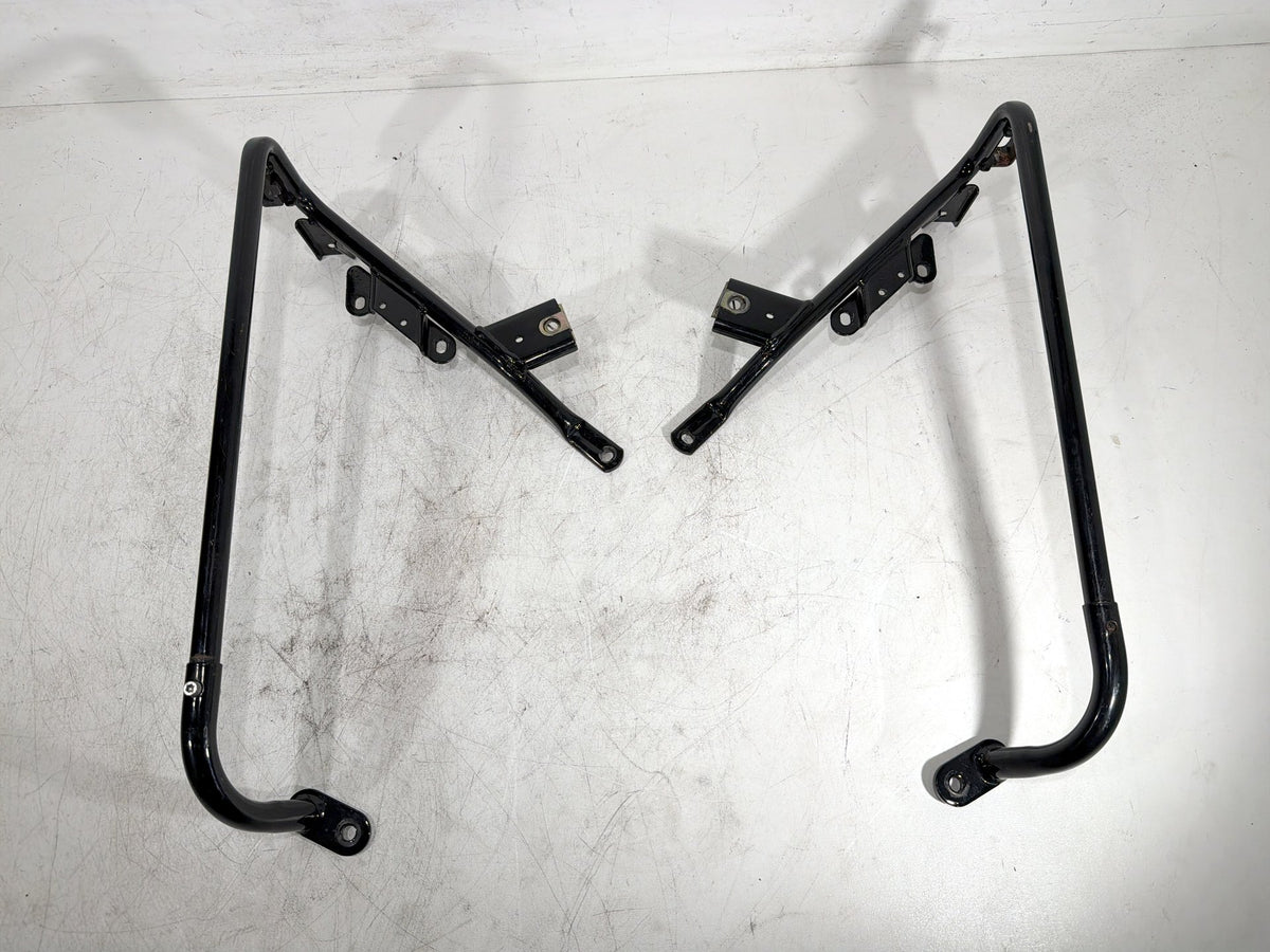2010 Harley Street Glide Touring OEM Rear Left Right Saddlebag Guard Rails Bar