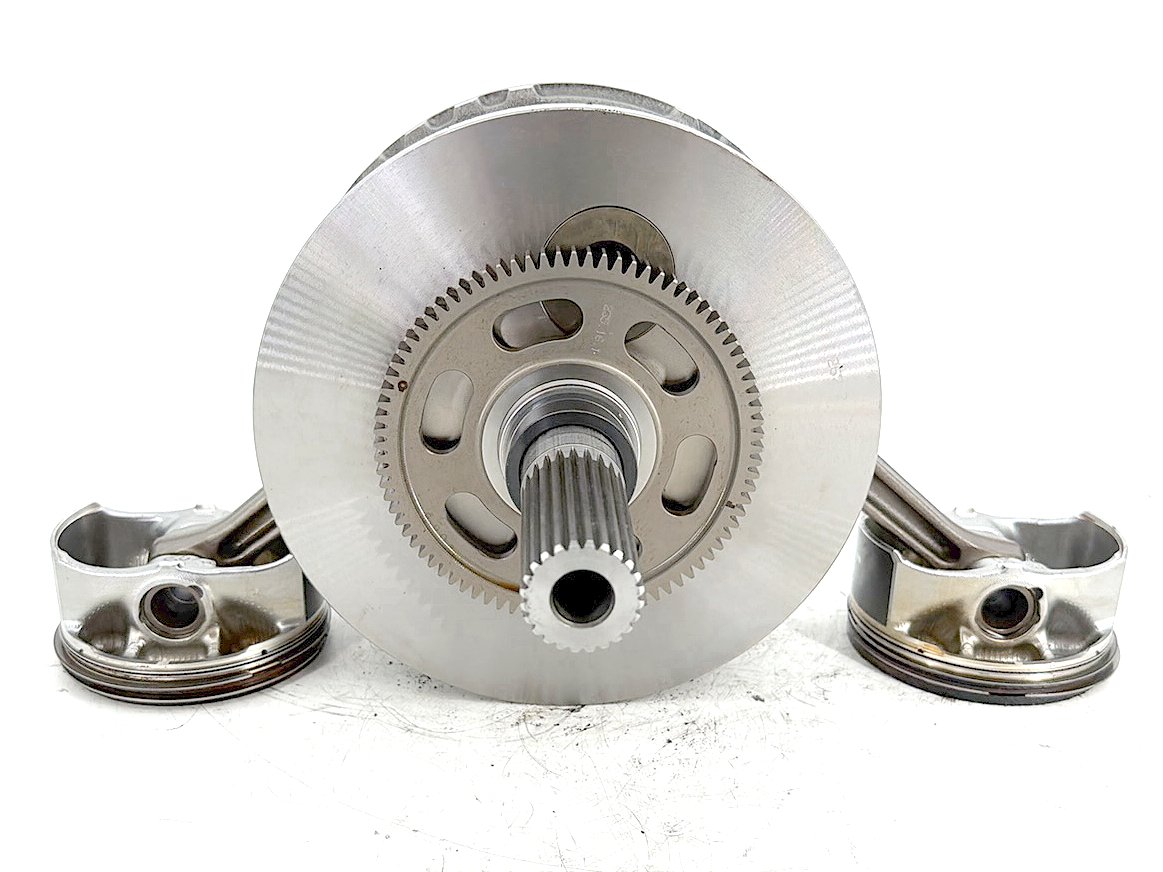 2017 Harley Touring Street Glide Twin Cam Engine Crank Shaft Flywheel Pistons