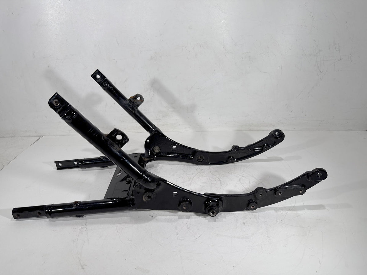 2011 Harley Road King Touring FLHR OEM Rear Back Sub Frame Rail Bar 48079-09BHP