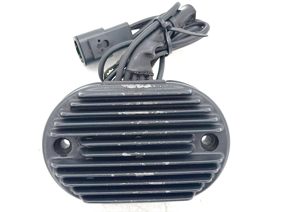 2001 Harley Softail Deuce FXSTD OEM Voltage Regulator Rectifier