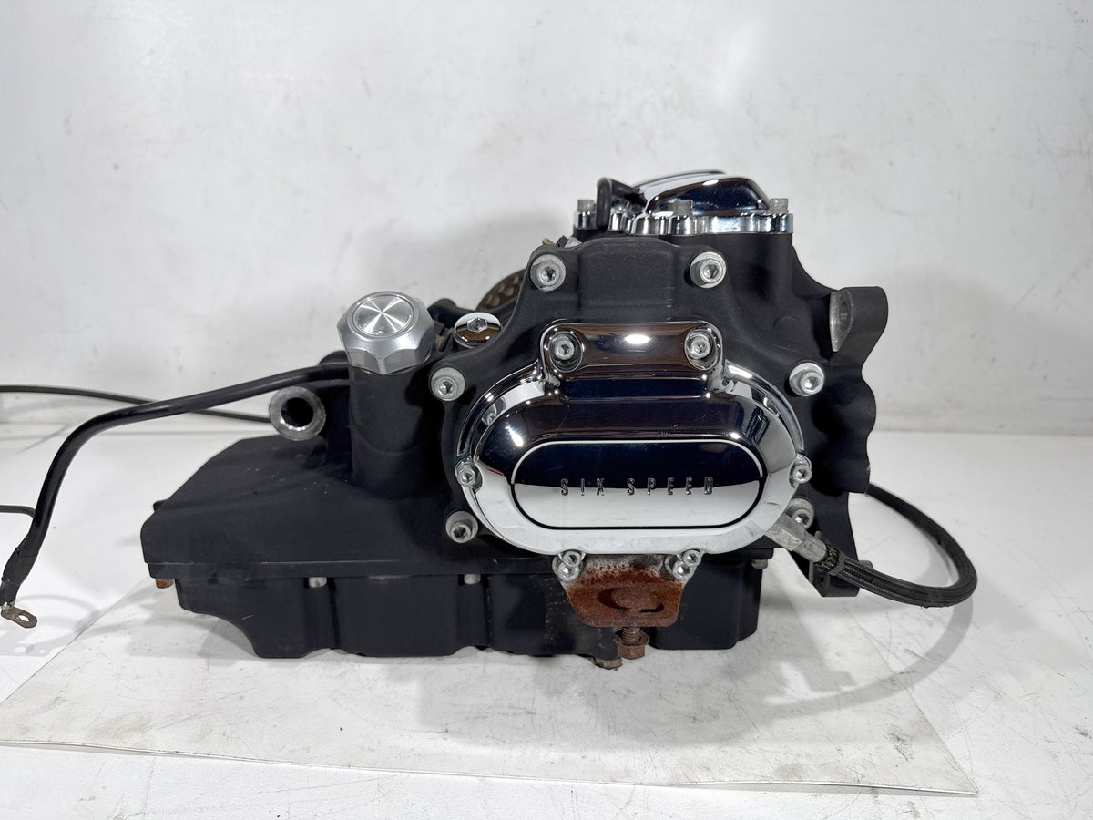 2011 Harley Road King Touring FLHR OEM 6 Speed Transmission Gearbox