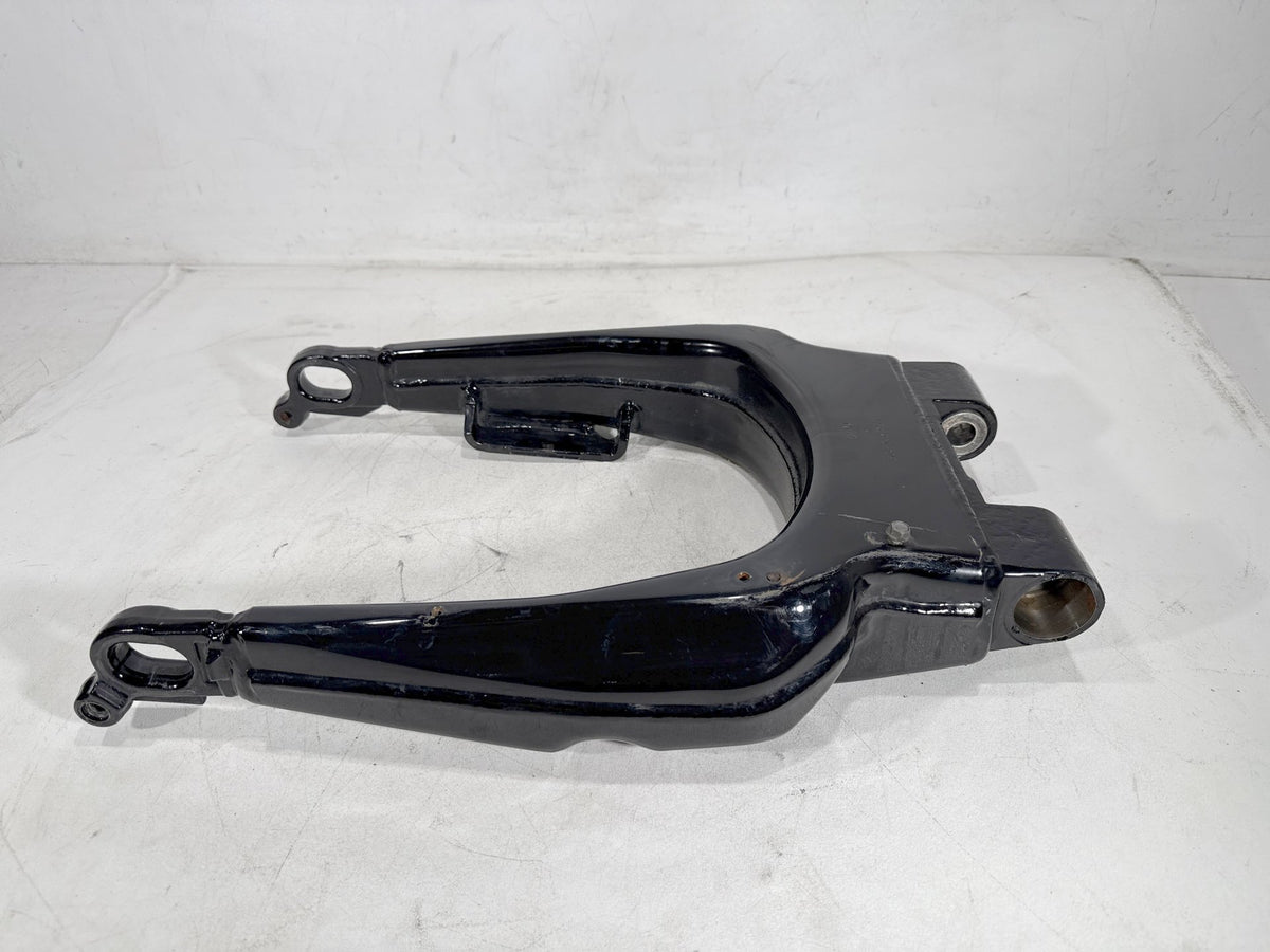 2011 Harley Electra Glide Touring Ultra OEM Rear Fork Swingarm Swing Arm