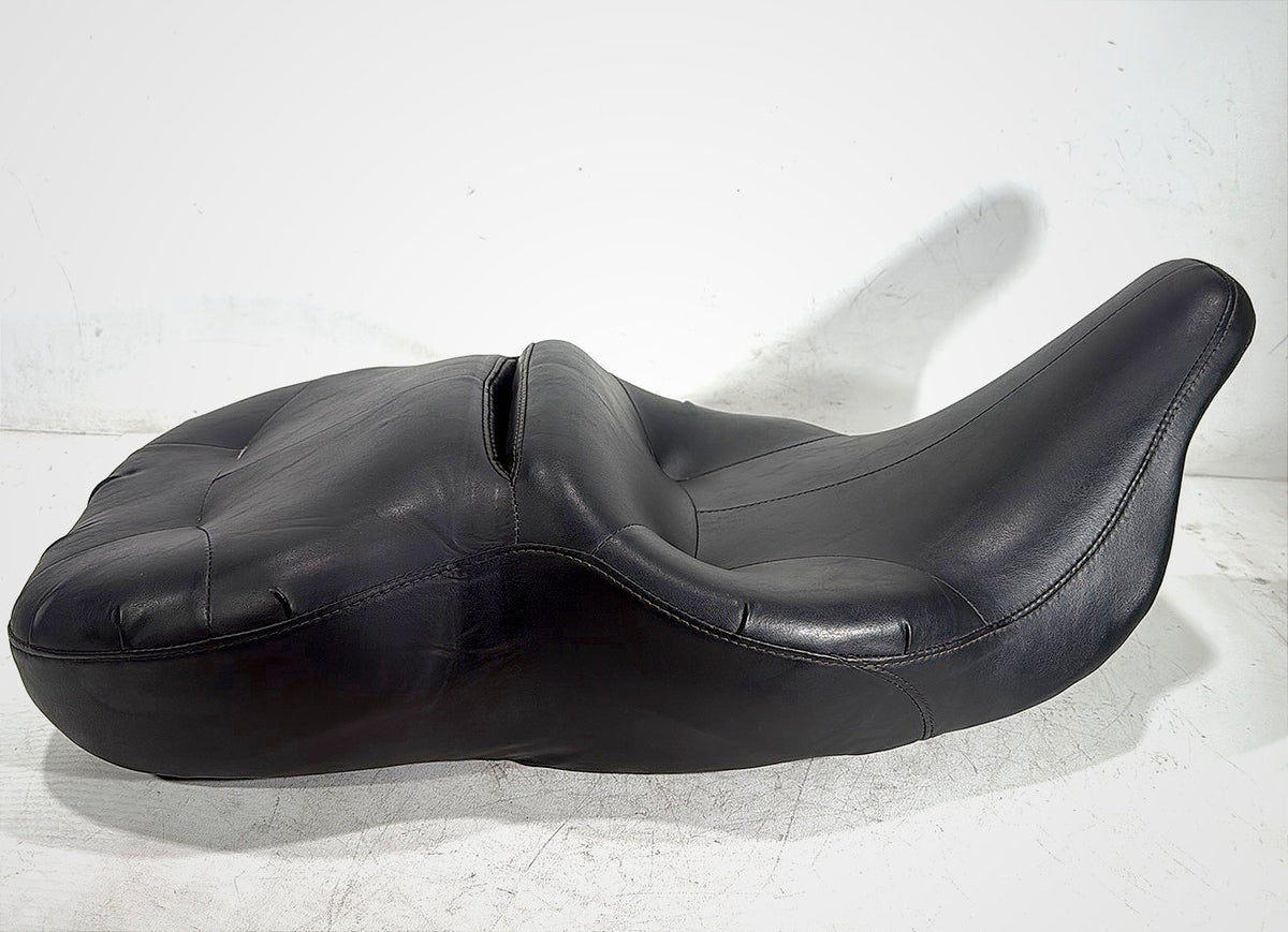 2007 Harley Electra Glide Touring Ultra OEM Passenger Rider Driver Seat Saddle