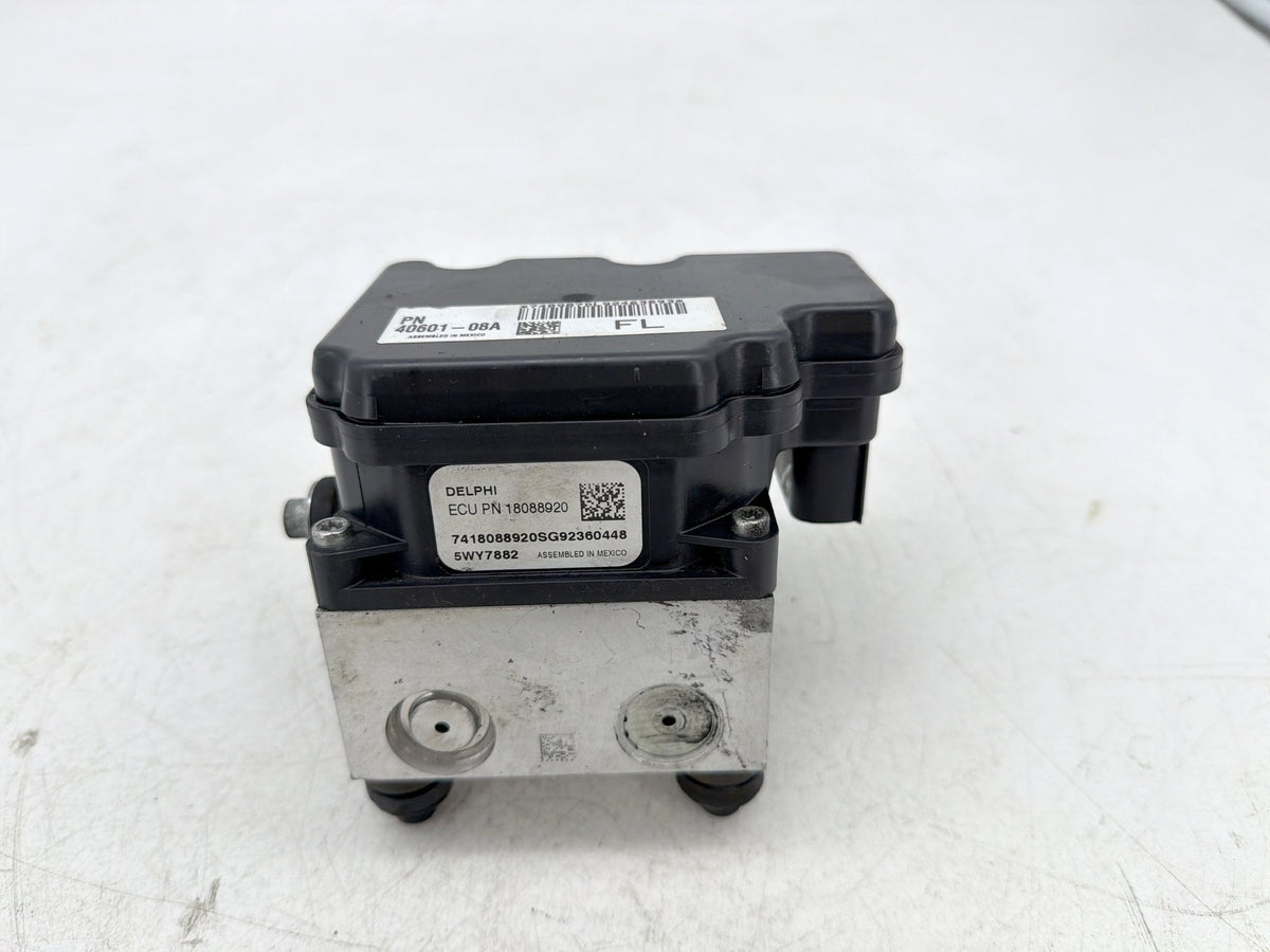 2010 Harley Electra Glide Touring Ultra OEM ABS Brake Pump & Control Module