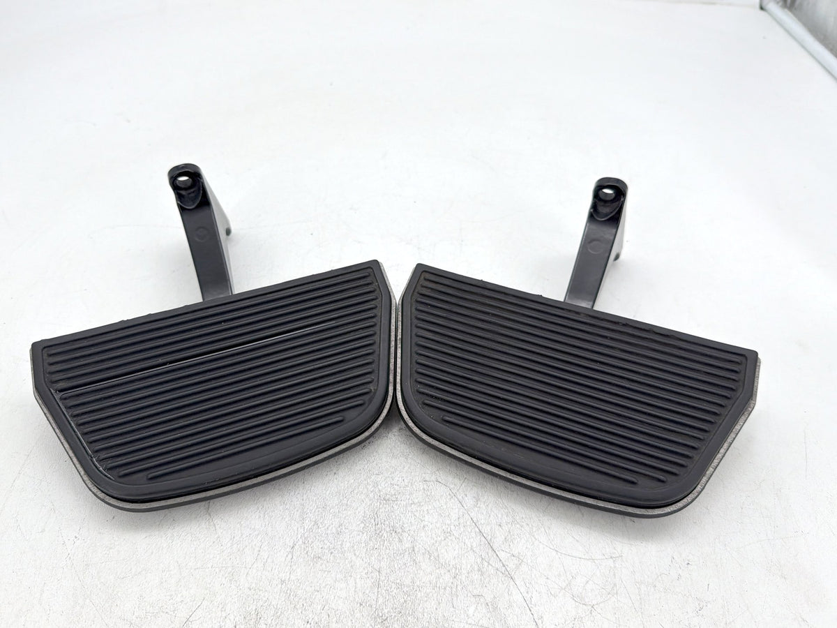 2012 Harley Electra Glide Touring OEM Left Right Passenger Floorboard Foot Rest