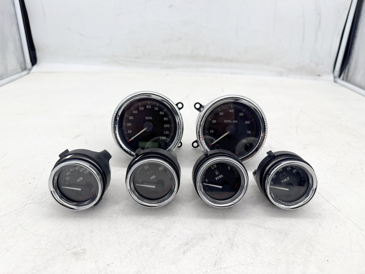 09 Harley Electra Glide Touring Ultra OEM Air Oil Volt Fuel Tacho Speedo Gauges