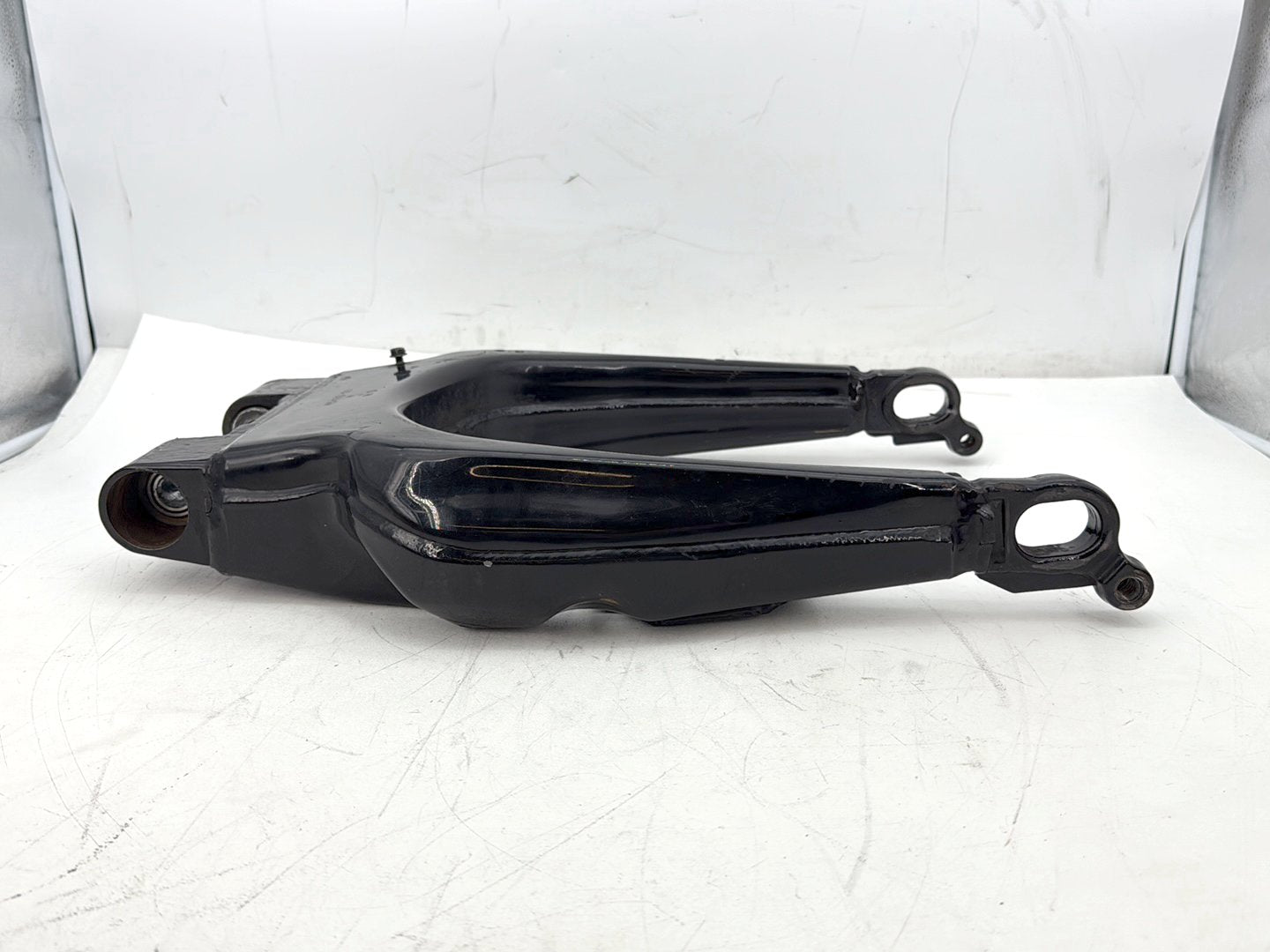 2011 Harley Electra Glide Ultra FLHTK OEM Rear Fork Swingarm Swing Arm