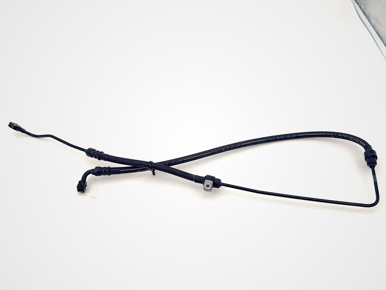 2006 - 2017 Harley-Davidson Dyna Street Bob Front Brake Hose Line Pipe 42728-06