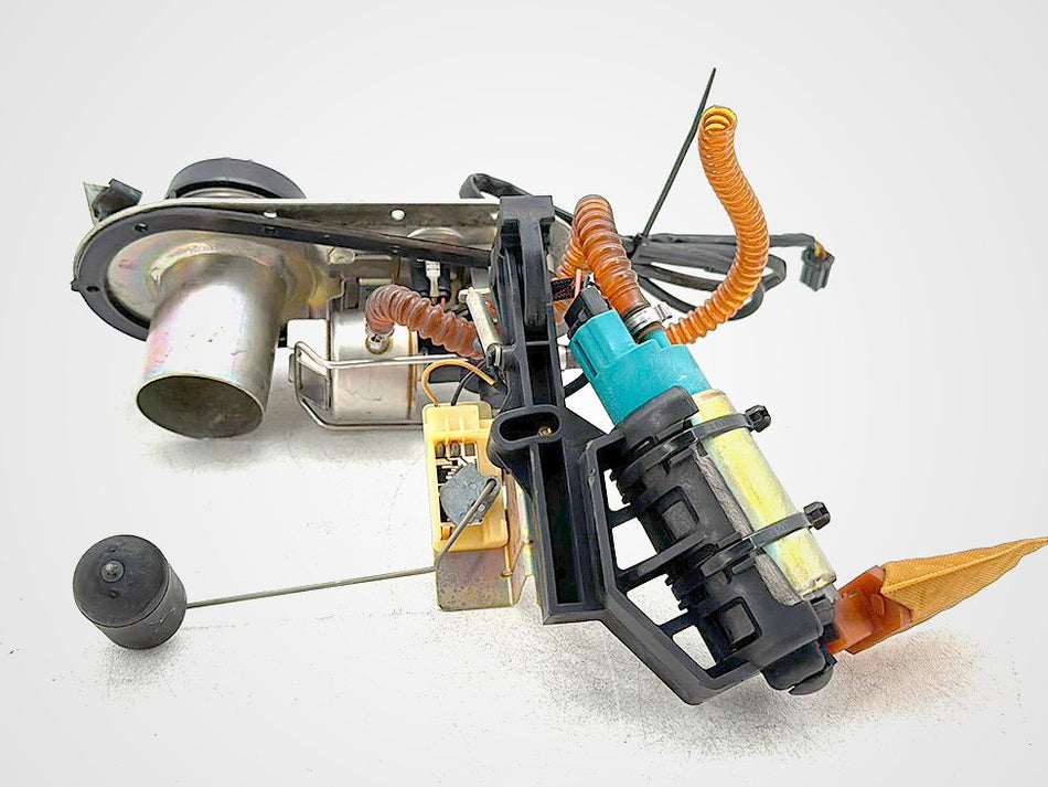 03 Harley Electra Glide Touring FLHTI OEM Fuel Pump Gas Gasoline Petrol Sending