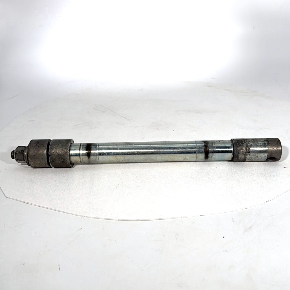 1999 - 2006 Harley-Davidson Touring Electra Glide Classic Front Wheel Axle Bolt Shaft 43364-00