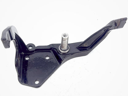 2006 Harley Softail FLSTCI Heritage Classic OEM Right Driver Footpeg Bracket Mount