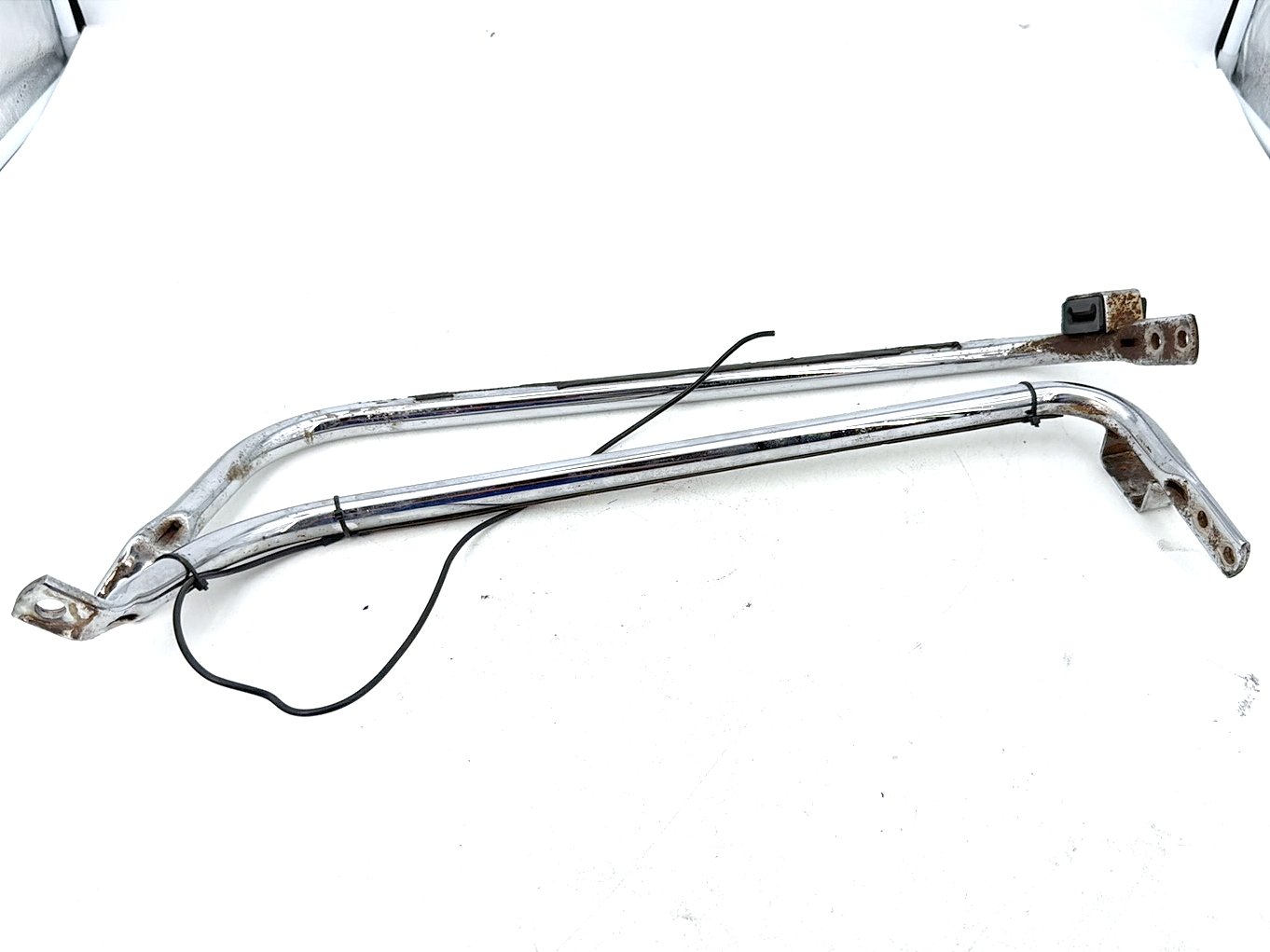 2007 - 2012 Harley-Davidson Touring Street Glide Rear Left Right Saddlebag Guard Rails Bar