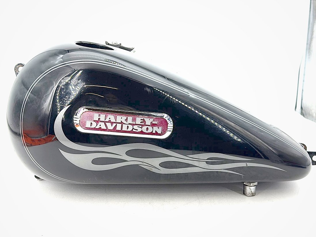 2006 Harley Dyna FXDWGI Wide Glide OEM Fuel Gas Tank Gasoline Reservoir DENTS