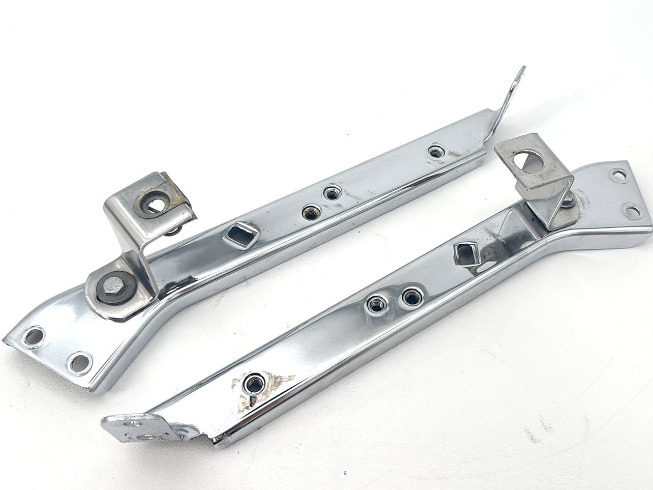 1999 - 2006 Harley-Davidson Touring Electra Glide Classic Left Right Saddlebag Fender Struts Brackets 90718-79C