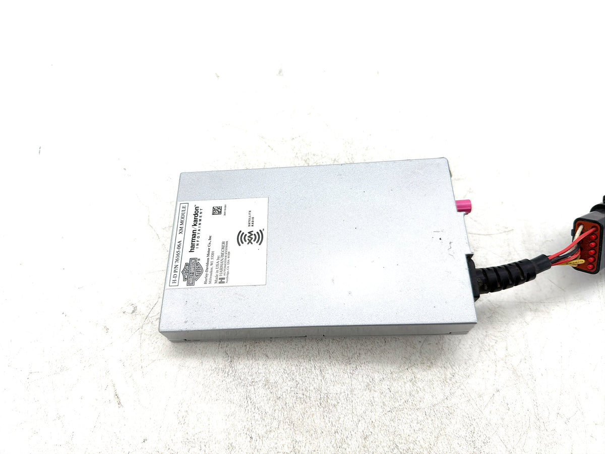 07 Harley Electra Touring CVO Eagle OEM XM Harman Kardon Radio Module 76165-06A