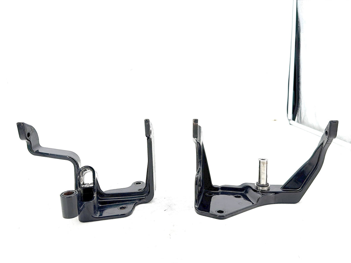 2001 Harley Heritage Softail Classic Left Right Foot Rest Peg Support Bracket