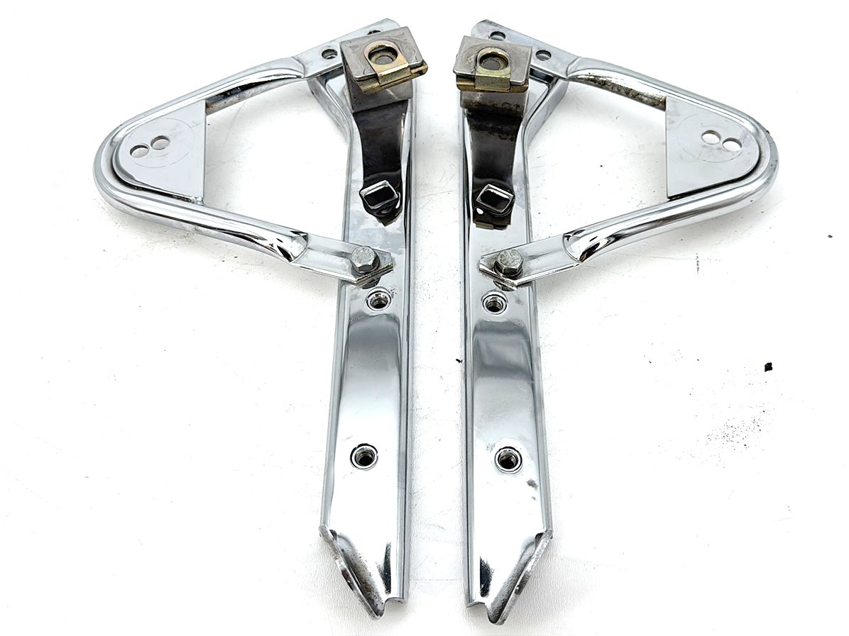 1999 - 2006 Harley-Davidson Touring Electra Glide Classic Left Right Saddlebag Fender Struts Brackets 90718-79C