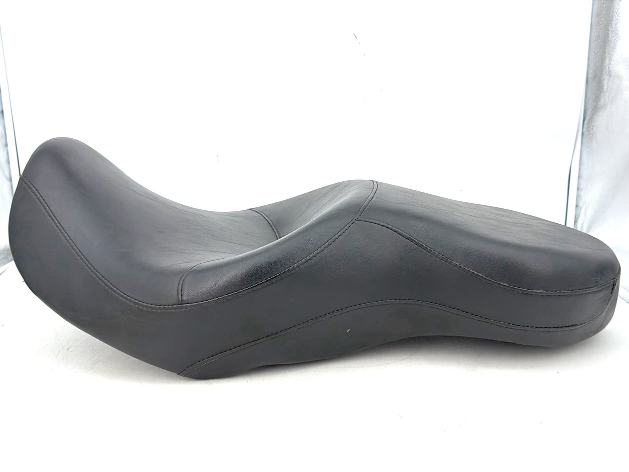 2007 - 2017 Harley-Davidson Dyna Super Glide Custom Passenger Rider Driver Seat Saddle 51819-07