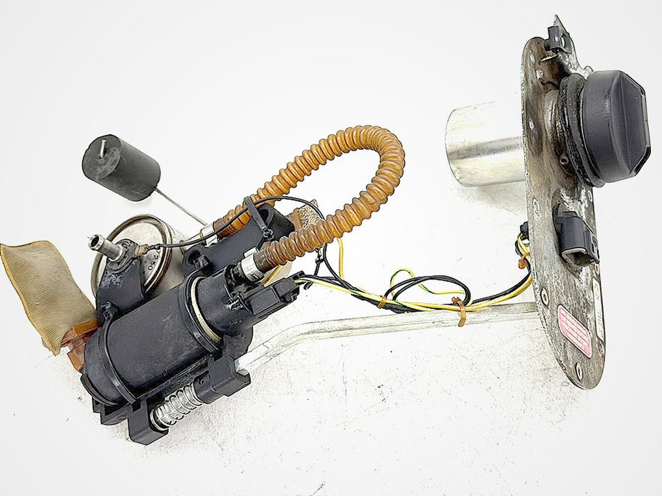 2000 Harley Electra Glide Touring Ultra OEM Fuel Pump Gas Gasoline Petrol Sending
