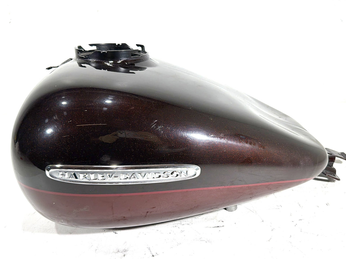 2011 Harley Electra Glide Touring Ultra Fuel Gas Tank Gasoline Reservoir DENTED