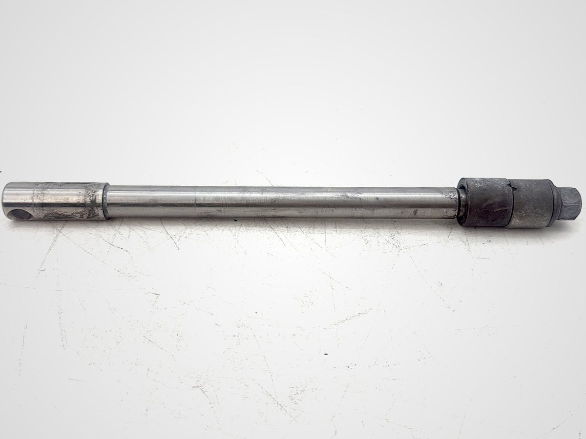 2005 Harley Dyna FXDWG Wide Glide OEM Front Wheel Axle Bolt Shaft 43346-83B