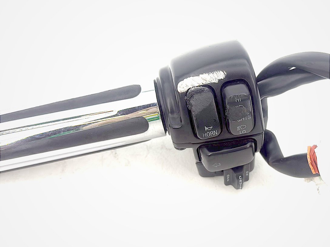 05 Harley Touring Road King Classic Left Turn Signal Headlight Switches Controls