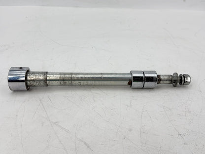 2007 - 2012 Harley-Davidson Touring Electra Glide Ultra Front Wheel Axle Bolt Shaft 	41547-07A