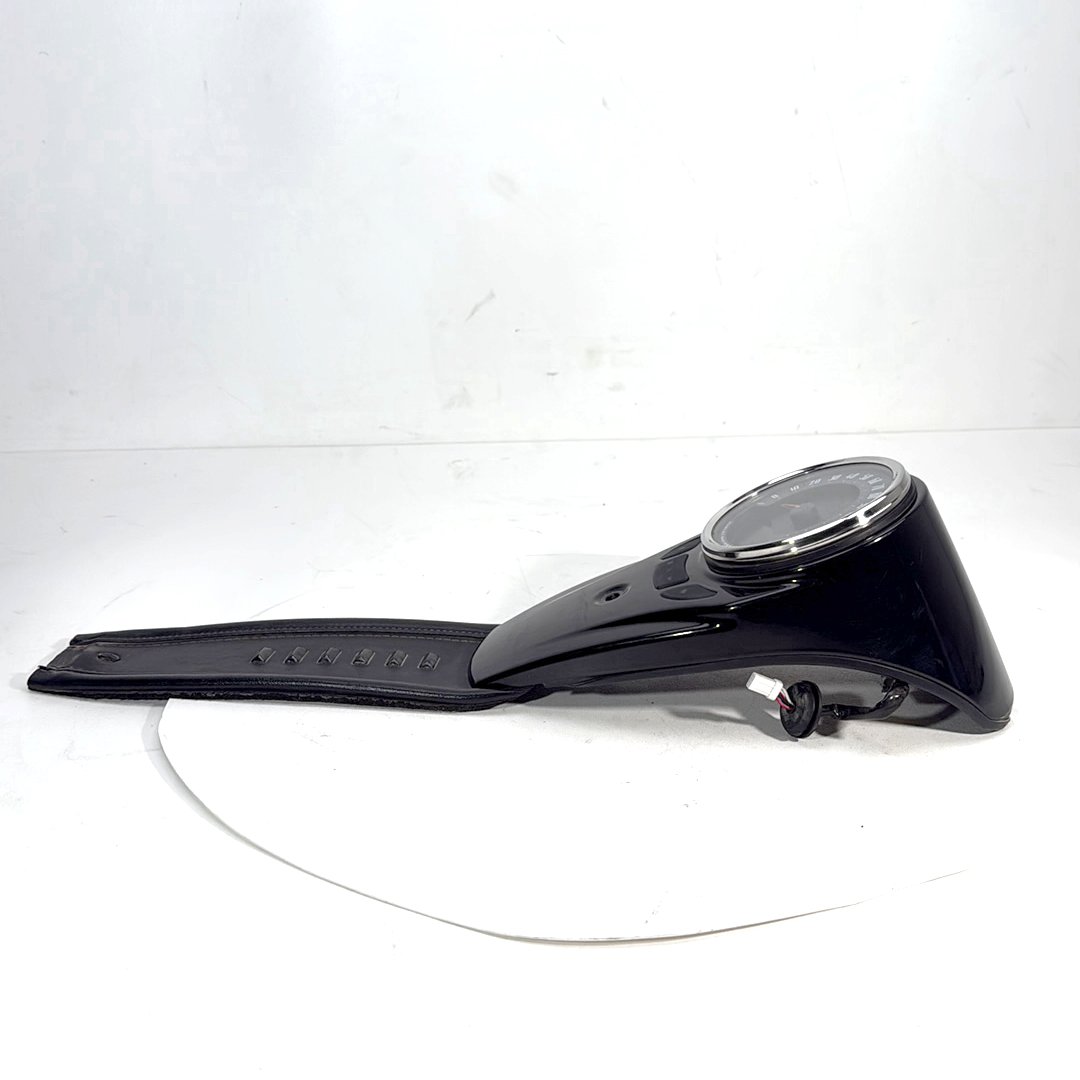 2017 - 2026 Harley-Davidson Softail Heritage Classic 114 Fuel Gas Tank Dash Console Speedometer  70900716