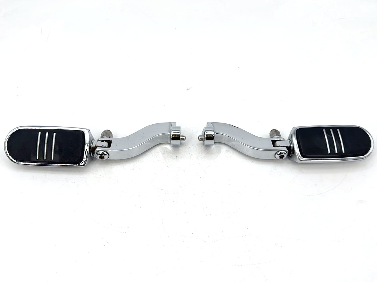 1999 - 2006 Harley-Davidson Touring Road King Custom Passenger Left & Right Foot Pegs 49015-04A