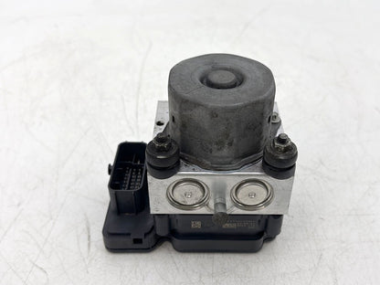 2014 Harley Street Glide Touring FLHXS OEM ABS Brake Pump & Control Module