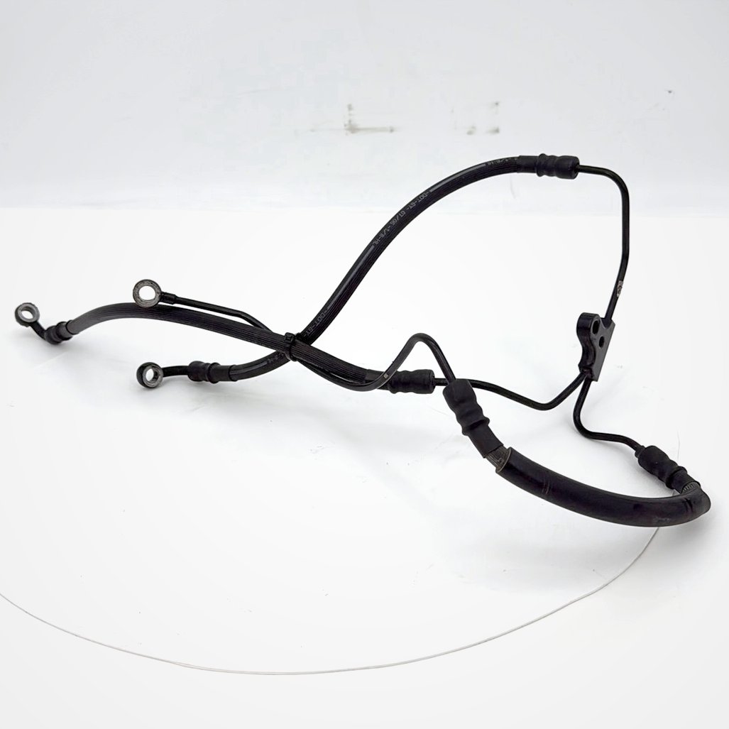 2007 - 2012 Harley-Davidson Touring Street Glide Front Brake Hose Line Pipe  	43349-96B