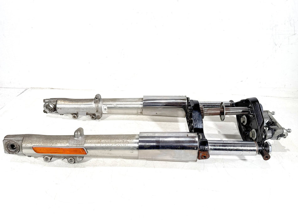 2013 Harley Street Glide Touring Front Triple Tree Set & LH RH Fork Legs Sliders