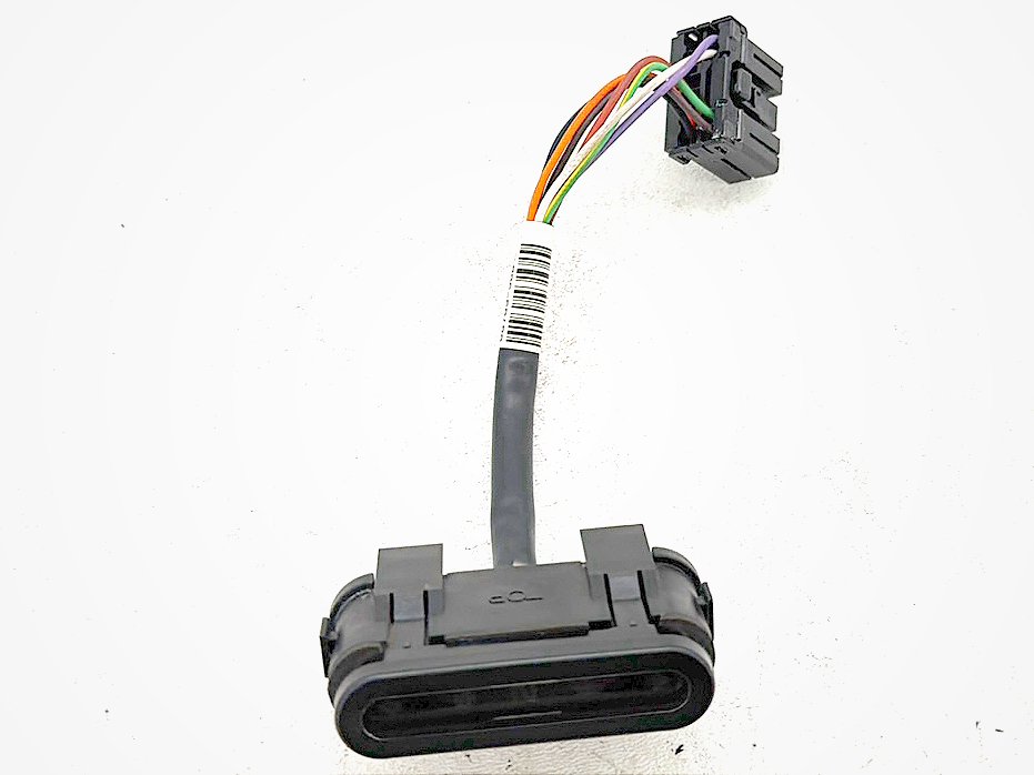 13 Harley Street Glide Touring FLHX OEM Dash Indicator Lamp Wire Plug 68789-96A