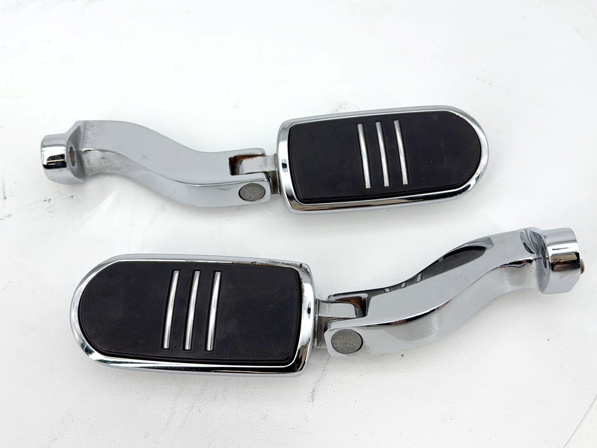 2007 - 2011 Harley-Davidson Touring Street Glide Passenger Left & Right Foot Pegs 50345-04