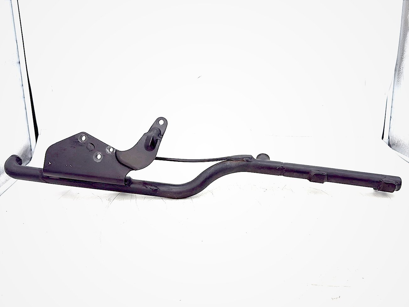 06 Harley Sportster XL883L OEM Exhaust Muffler Interconnect Bracket Support Bar