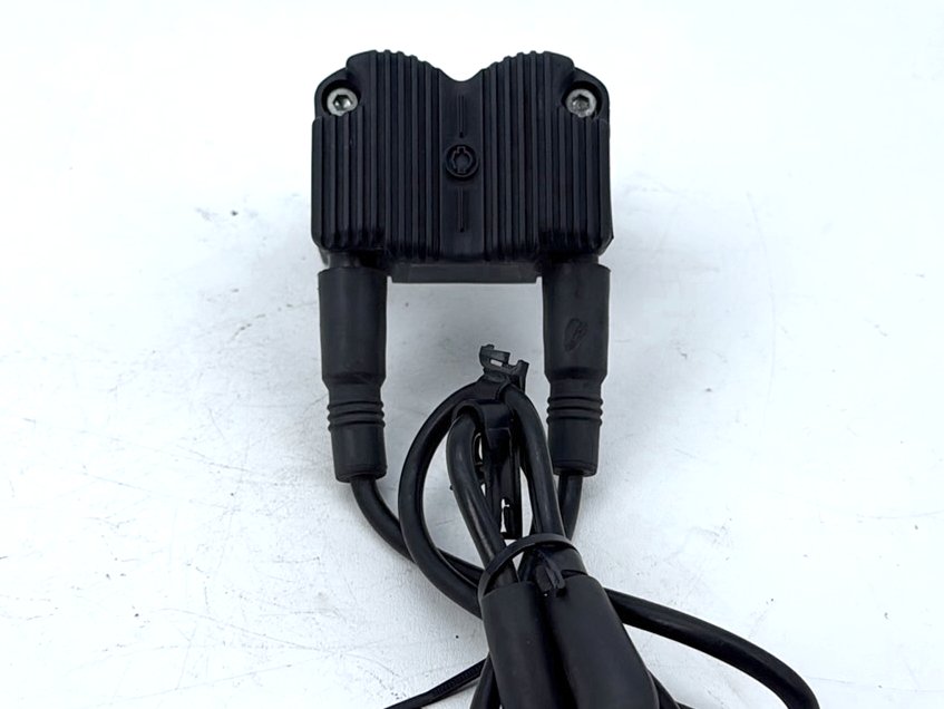 1999 - 2006 Harley-Davidson Touring Road King Custom Ignition Coil Spark Plugs Cable  	31743-01