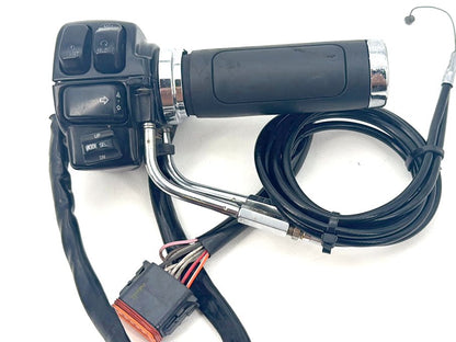 1999 - 2006 Harley-Davidson Touring Electra Glide Classic Right Engine Start Kill Switches Controls 71684-06A