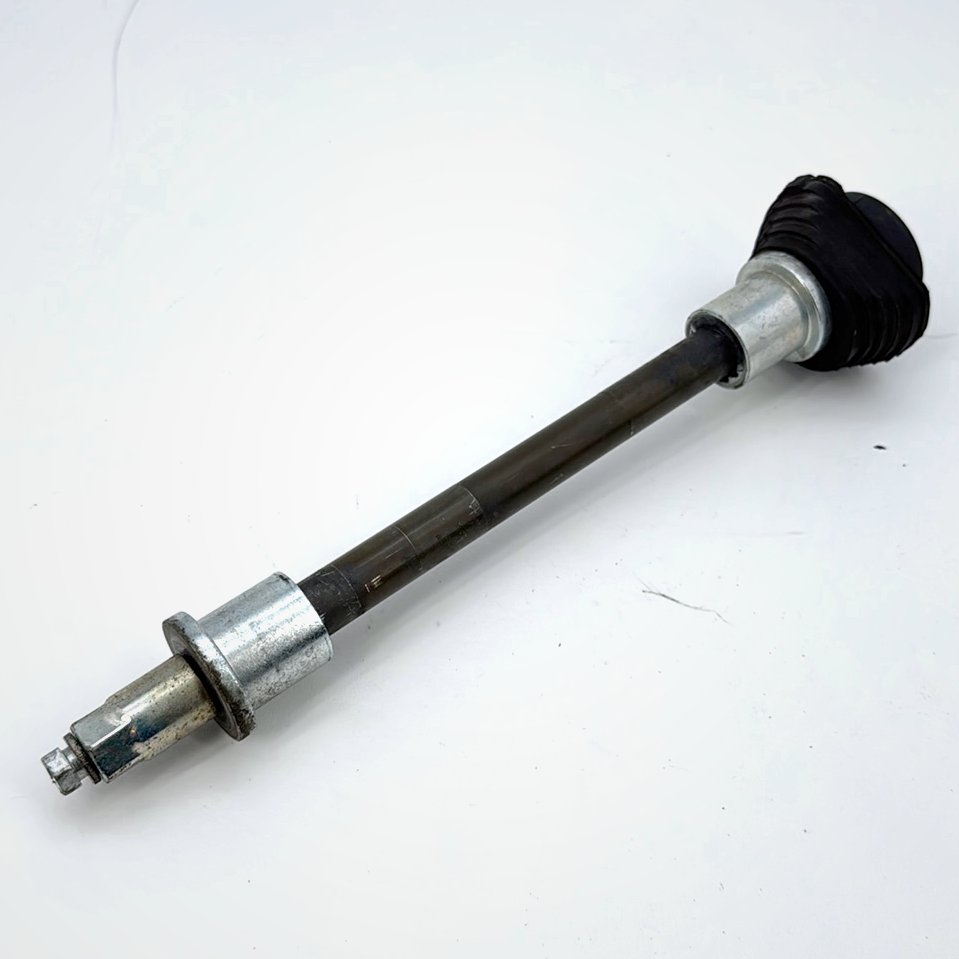 2008 - 2016 Harley-Davidson Touring Street Glide Rear Fork Swingarm Pivot Bolt Shaft  	47540-11