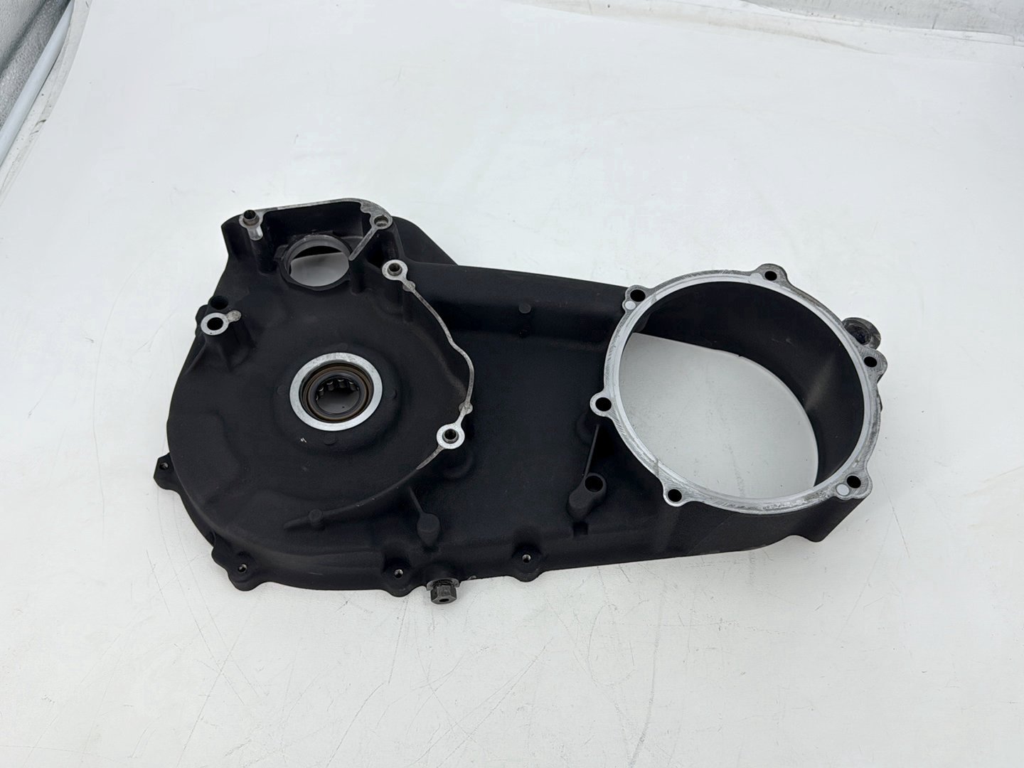 2011 Harley Electra Glide Ultra FLHTK OEM Inner Primary Clutch Cover