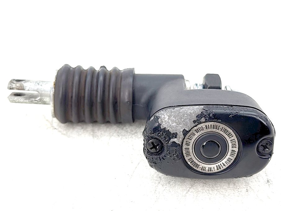 2006 Harley Road King Touring FLHRCI Classic OEM Rear Brake Master Cylinder Reservoir