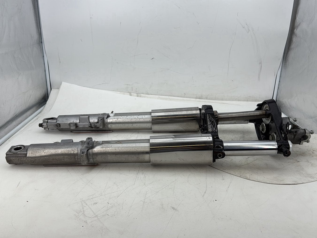 11 Harley Electra Glide OEM Front Triple Tree Set &amp; LH RH Fork Legs Sliders