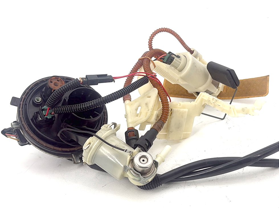 2007 - 2016 Harley-Davidson Touring Electra Glide Ultra Gas Gasoline Fuel Petrol Pump Sending
