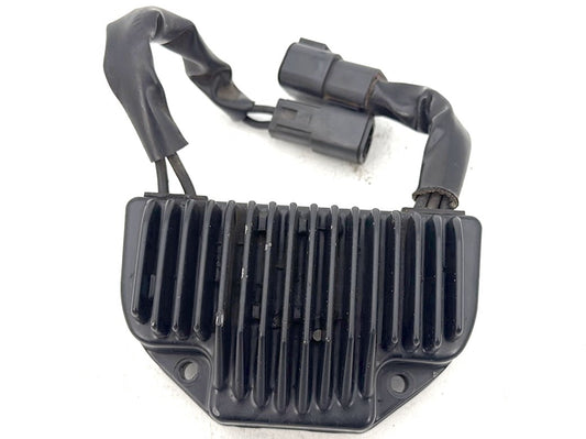 1999 - 2006 Harley-Davidson Dyna Super Glide Voltage Regulator Rectifier   	74631-06