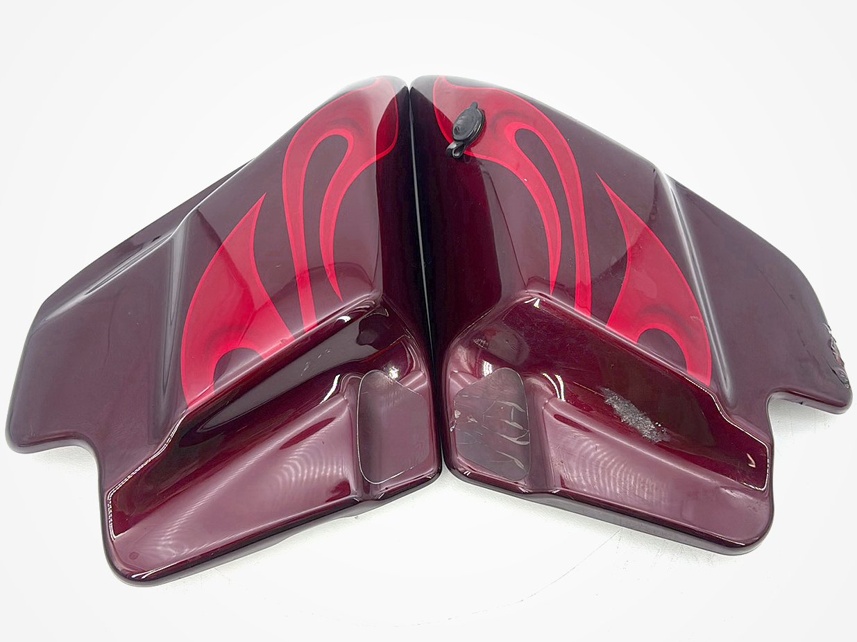 1999 - 2006 Harley-Davidson Touring CVO Screamin Eagle Road King Left Right Side Fairing Cover 66619-97A